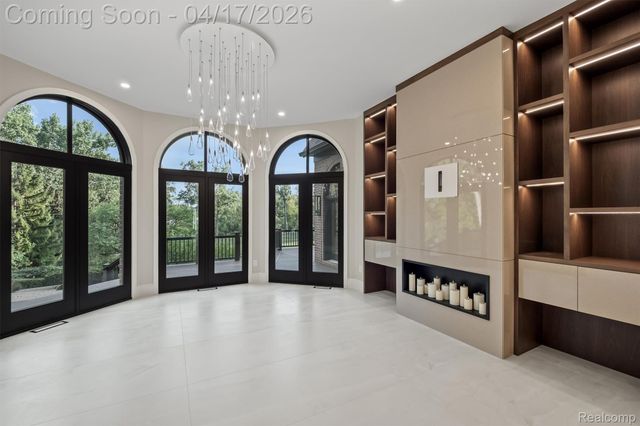 5305 Elmgate Bay Drive, Orchard Lake Village, MI 48324