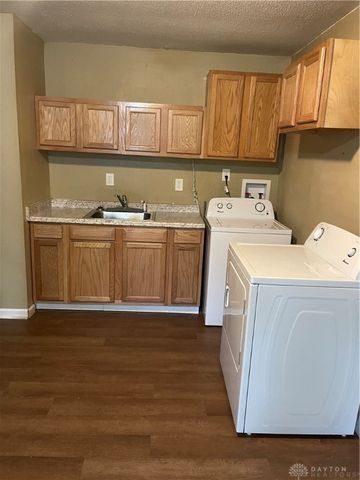 6236 Carmin Avenue, Dayton, OH 45417