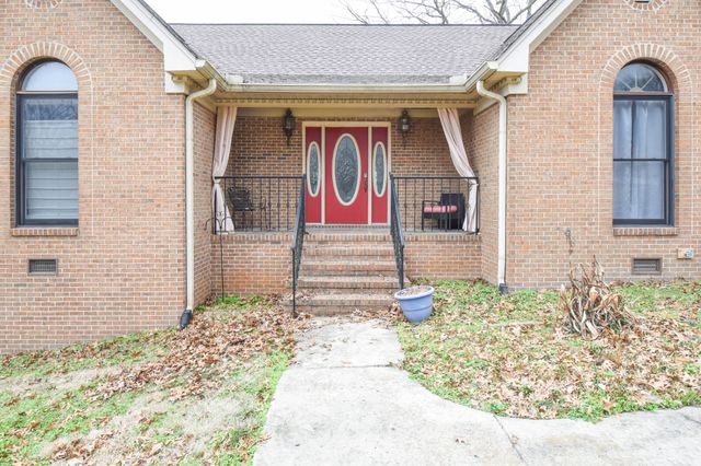 309 Ledgeview Dr, Shelbyville, TN 37160