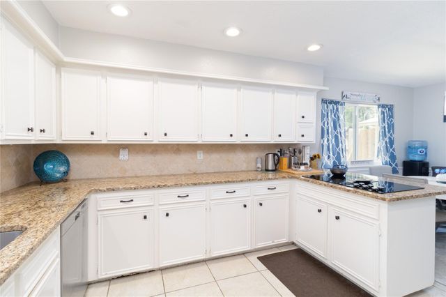 2211 River Falls Drive, Kingwood, TX 77339