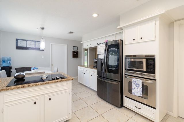 2211 River Falls Drive, Kingwood, TX 77339