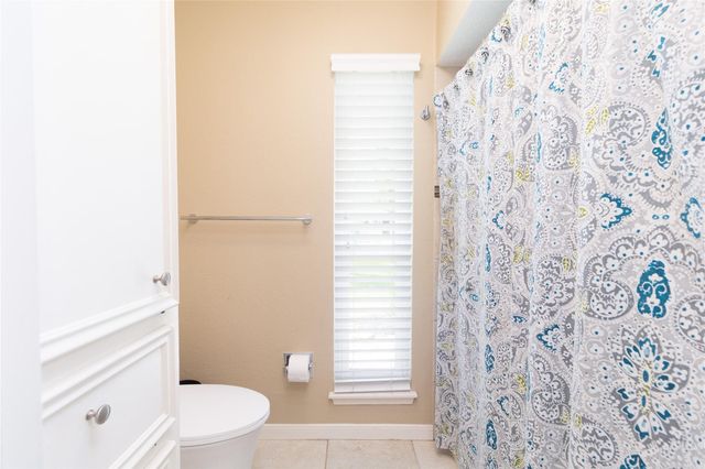 2211 River Falls Drive, Kingwood, TX 77339