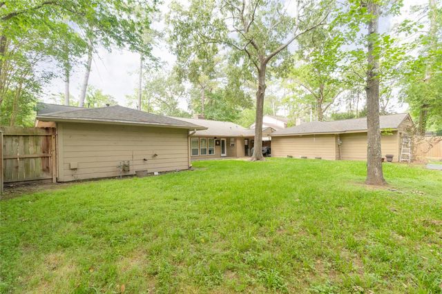 2211 River Falls Drive, Kingwood, TX 77339
