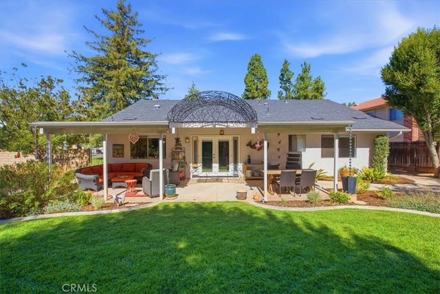 1418 Diamond Court, Redlands, CA 92374
