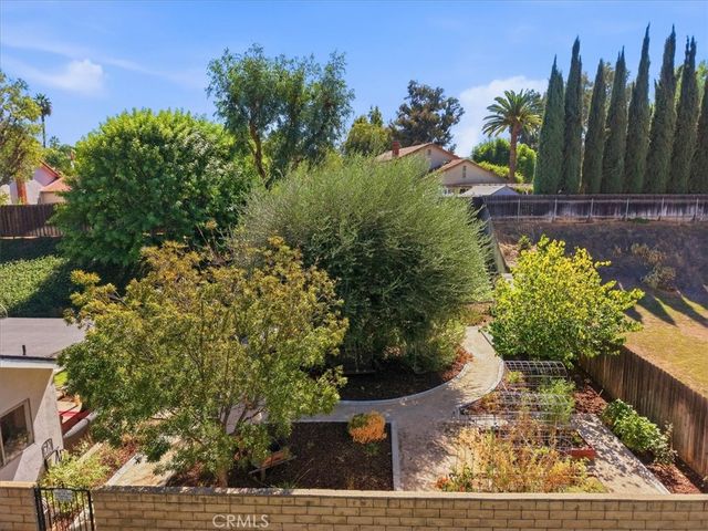1418 Diamond Court, Redlands, CA 92374