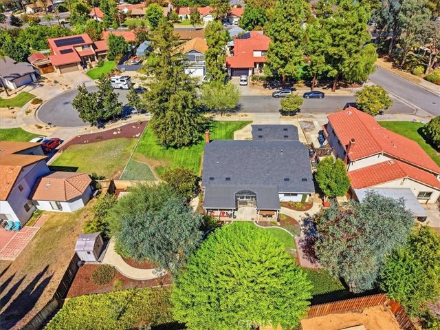 1418 Diamond Court, Redlands, CA 92374