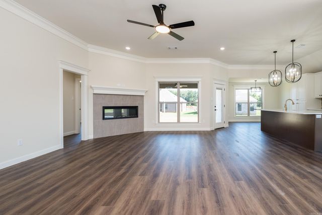 71 Corniche Cove, Maumelle, AR 72113