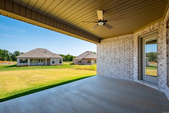 71 Corniche Cove, Maumelle, AR 72113