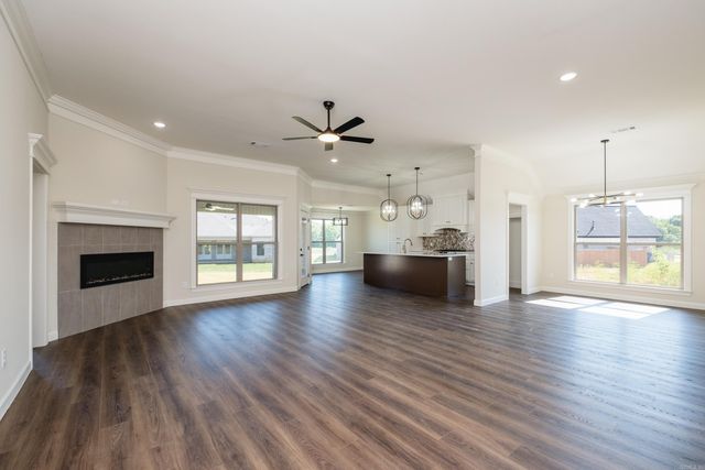 71 Corniche Cove, Maumelle, AR 72113