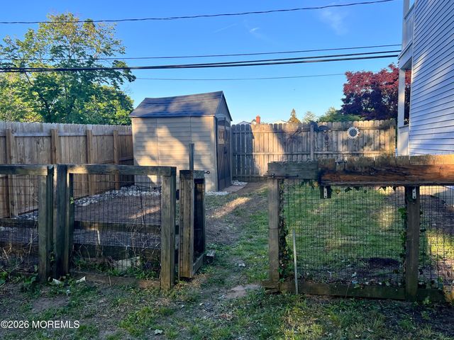391 Monmouth Avenue 1, Leonardo, NJ 07737