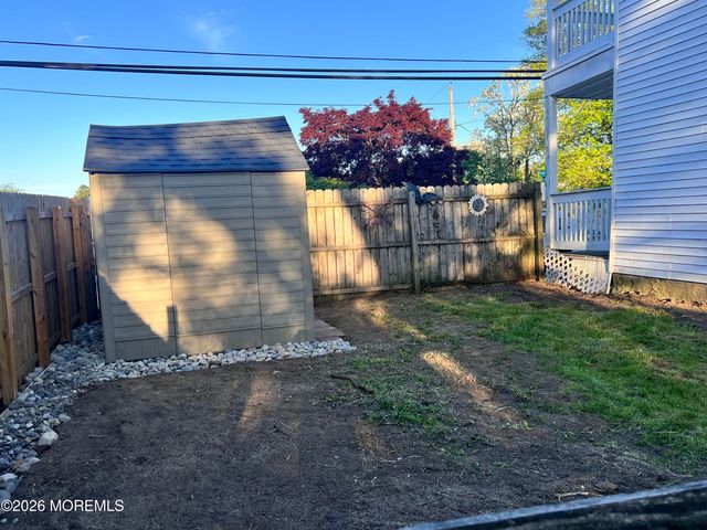 391 Monmouth Avenue 1, Leonardo, NJ 07737