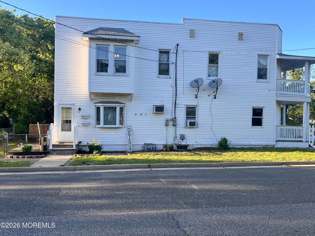 391 Monmouth Avenue 1, Leonardo, NJ 07737