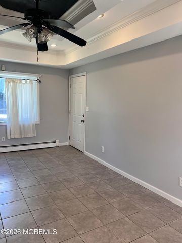 391 Monmouth Avenue 1, Leonardo, NJ 07737