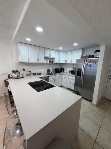200 Leslie Dr 427, Hallandale Beach, FL 33009