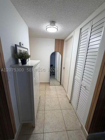 200 Leslie Dr 427, Hallandale Beach, FL 33009