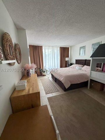 200 Leslie Dr 427, Hallandale Beach, FL 33009