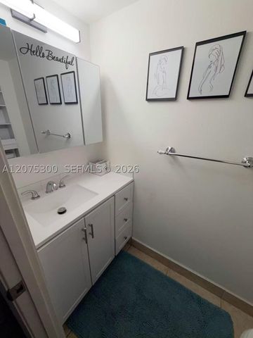 200 Leslie Dr 427, Hallandale Beach, FL 33009