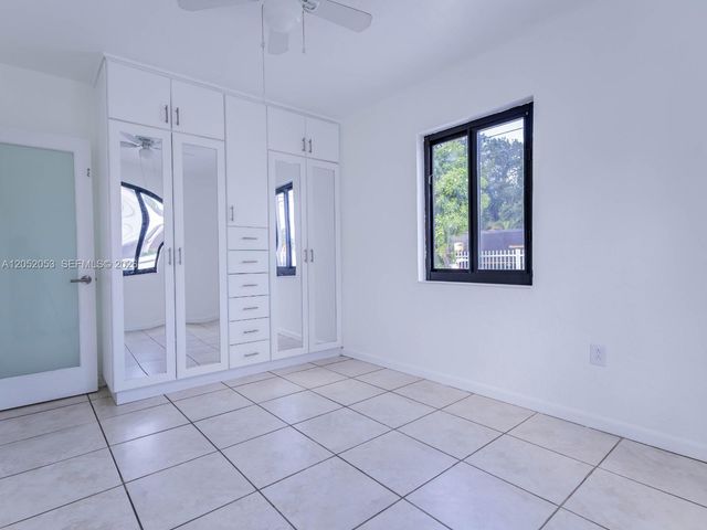 1600 NW 29th Avenue, Miami, FL 33125