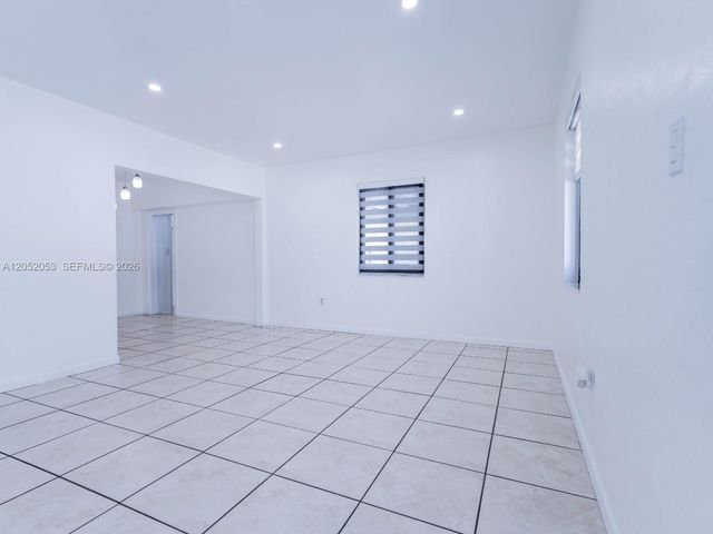 1600 NW 29th Avenue, Miami, FL 33125