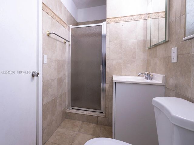 1600 NW 29th Avenue, Miami, FL 33125