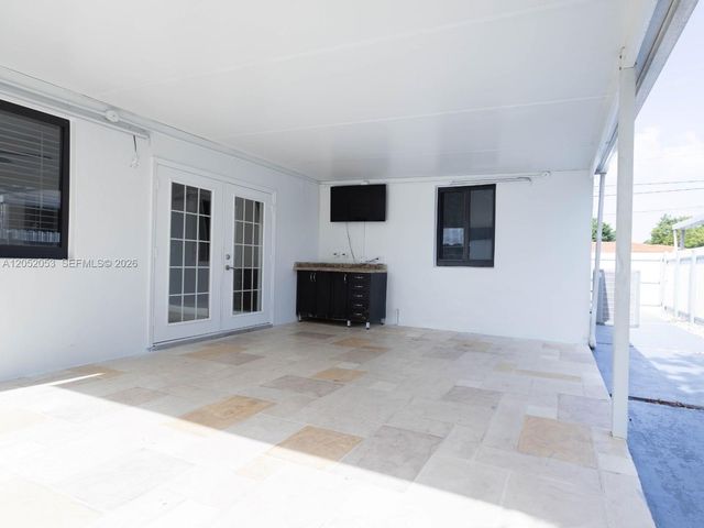1600 NW 29th Avenue, Miami, FL 33125