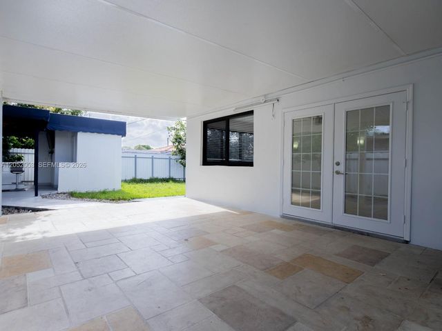 1600 NW 29th Avenue, Miami, FL 33125