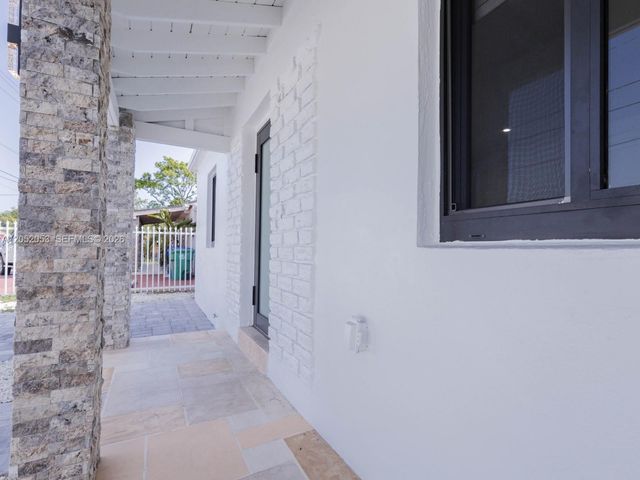 1600 NW 29th Avenue, Miami, FL 33125