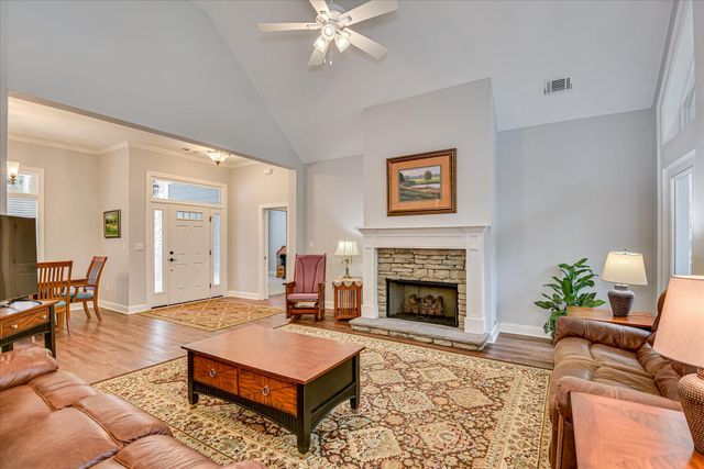 201 Sunflower Circle, Mc Cormick, SC 29835