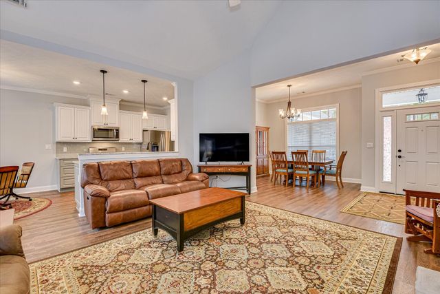 201 Sunflower Circle, Mc Cormick, SC 29835