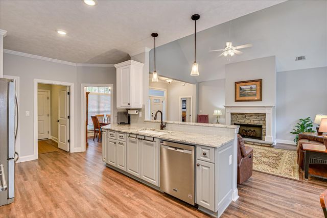 201 Sunflower Circle, Mc Cormick, SC 29835