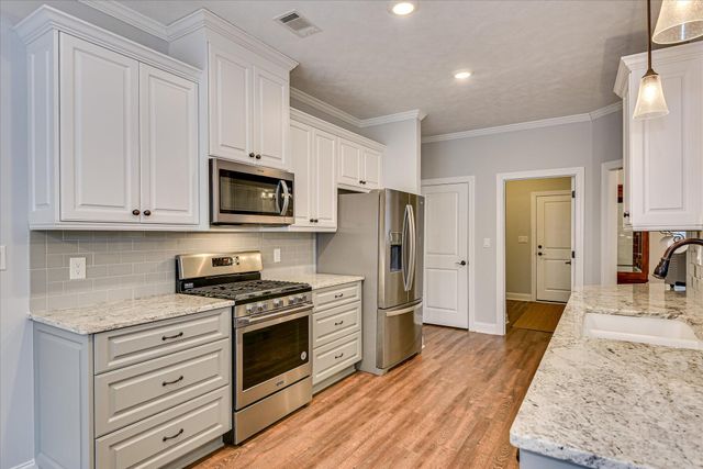 201 Sunflower Circle, Mc Cormick, SC 29835