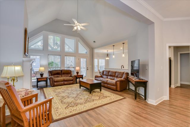 201 Sunflower Circle, Mc Cormick, SC 29835