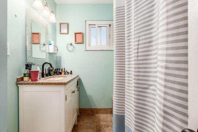3698 Dorothy Drive, Columbus, OH 43224