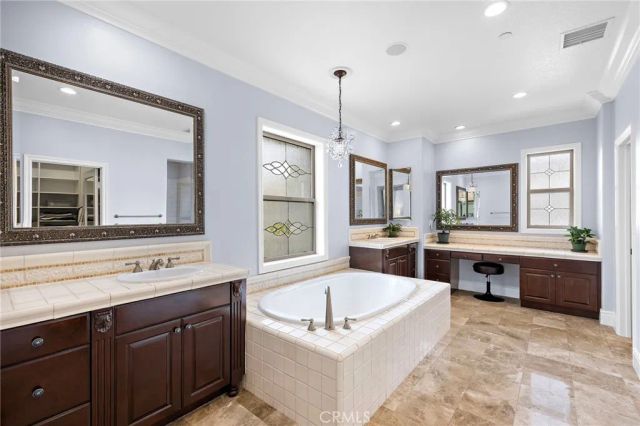 5 Cambridge Road, Ladera Ranch, CA 92694