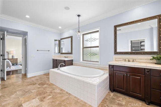 5 Cambridge Road, Ladera Ranch, CA 92694