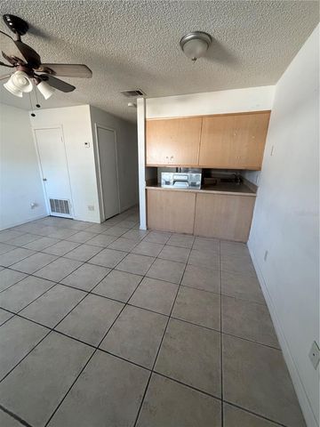 6 LAKE VILLA WAY, Kissimmee, FL 34743