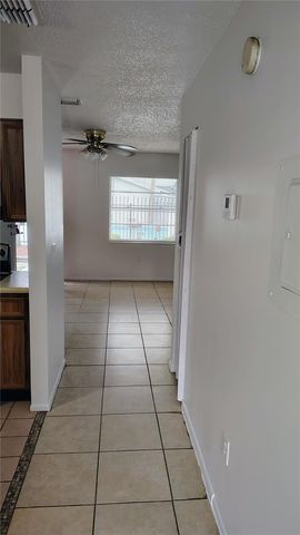 6 LAKE VILLA WAY, Kissimmee, FL 34743