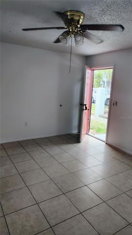 6 LAKE VILLA WAY, Kissimmee, FL 34743