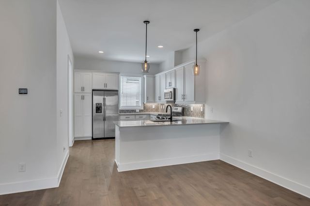 504 Vernon Cir, Nashville, TN 37209