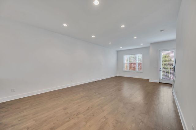 504 Vernon Cir, Nashville, TN 37209