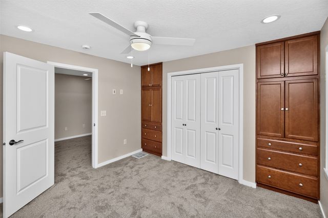 916 Rose Avenue, Des Moines, IA 50315