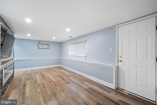 218 CLEVELAND AVE, Edgewater Park, NJ 08010