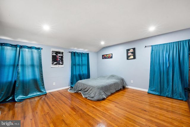 218 CLEVELAND AVE, Edgewater Park, NJ 08010