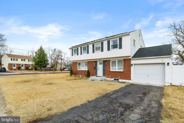 218 CLEVELAND AVE, Edgewater Park, NJ 08010