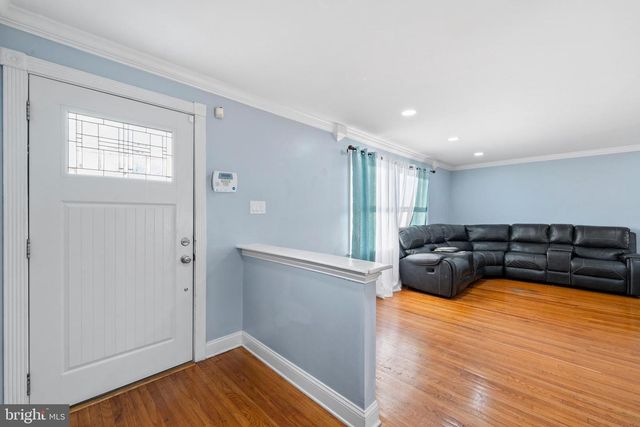 218 CLEVELAND AVE, Edgewater Park, NJ 08010