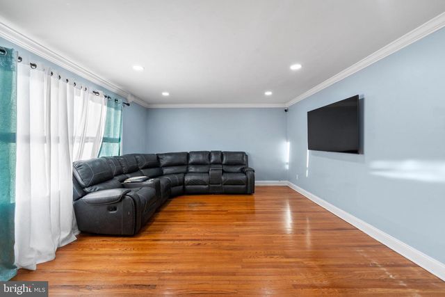 218 CLEVELAND AVE, Edgewater Park, NJ 08010