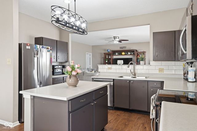 10627 Wiley Lane, Indianapolis, IN 46231