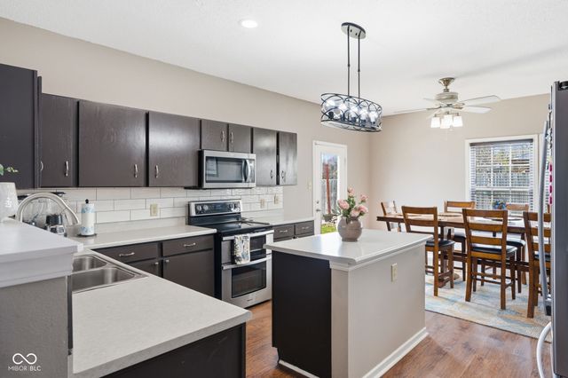 10627 Wiley Lane, Indianapolis, IN 46231