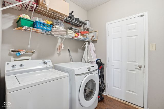 10627 Wiley Lane, Indianapolis, IN 46231