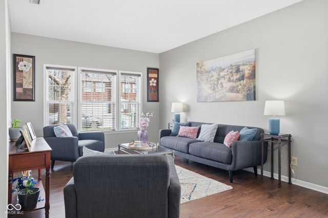 10627 Wiley Lane, Indianapolis, IN 46231